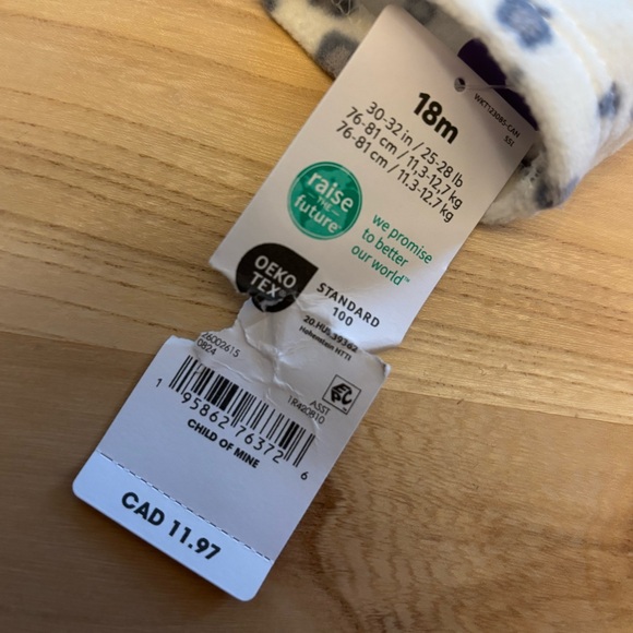 Cheetah pattern sleeper with hood - Picture 8 of 8